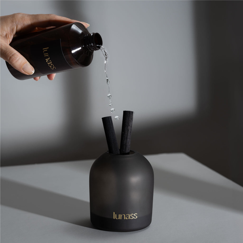 Create Ambiance In Your Room With Lunass Reed Diffuser